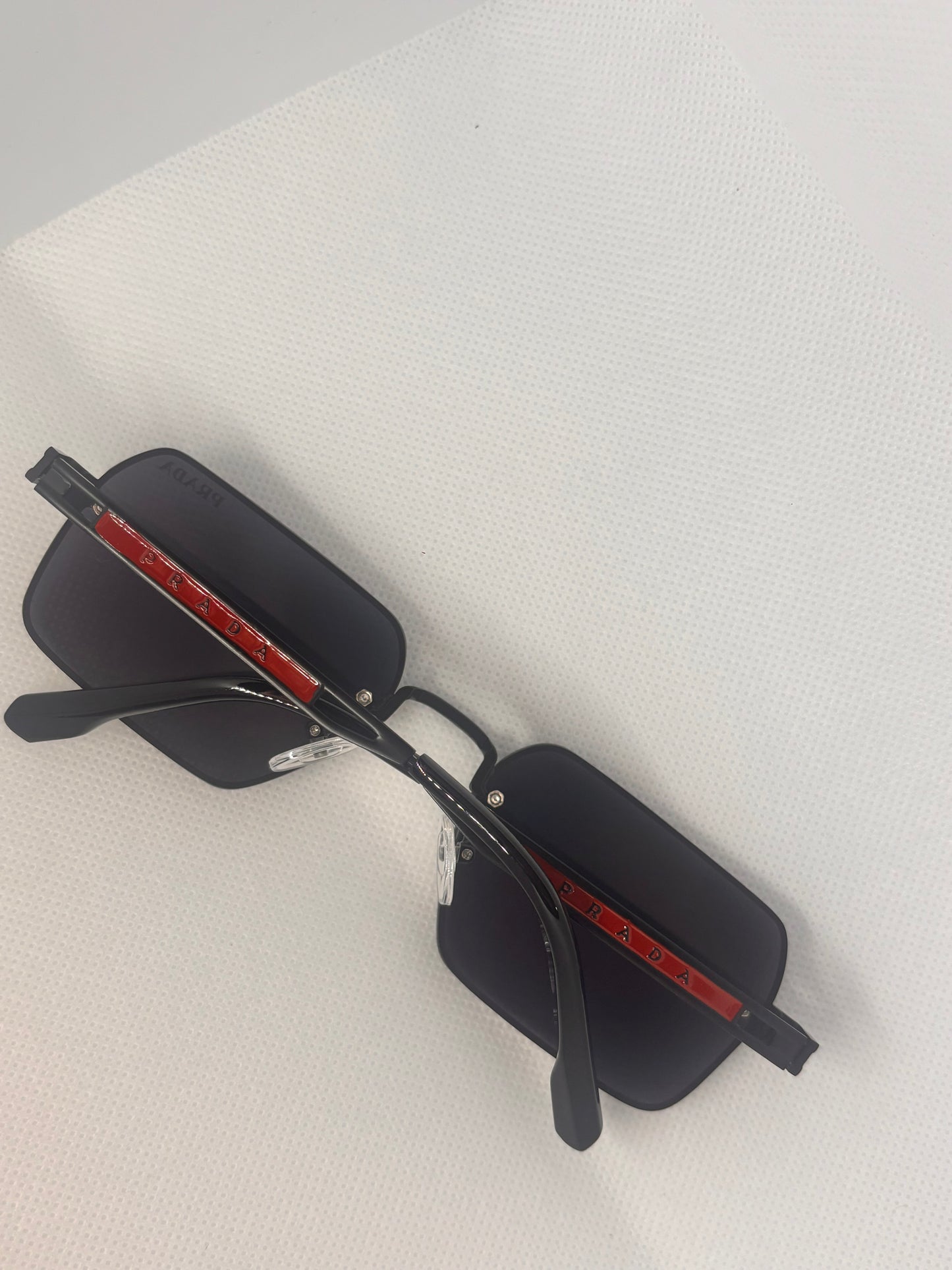 MENS GREY SUNGLASSES