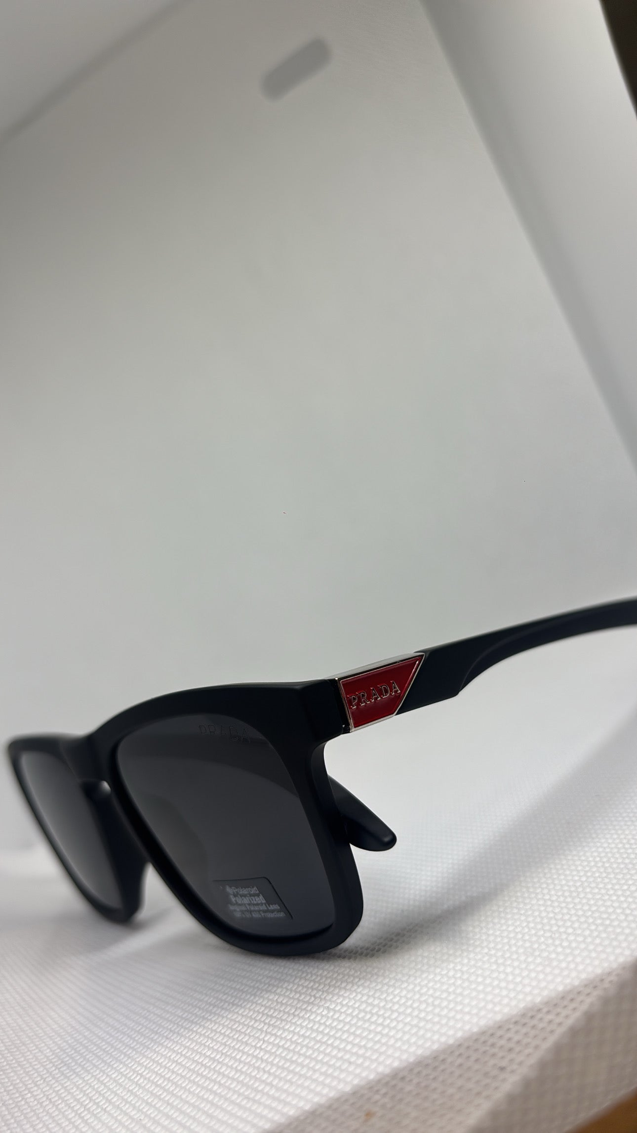 MENS PRADA SUNGLASSES