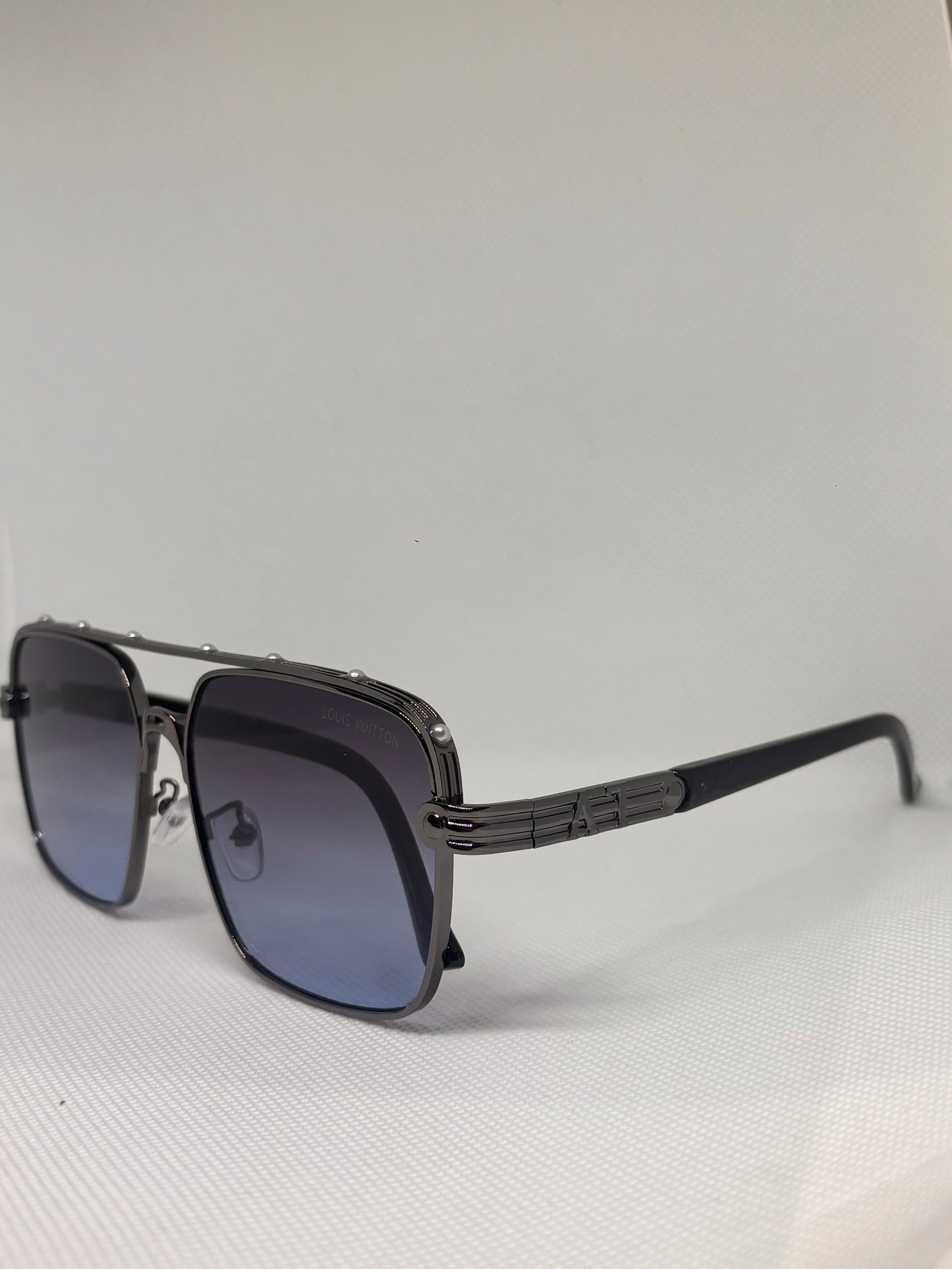 LV BLUE AND GREY SUNGLASSES