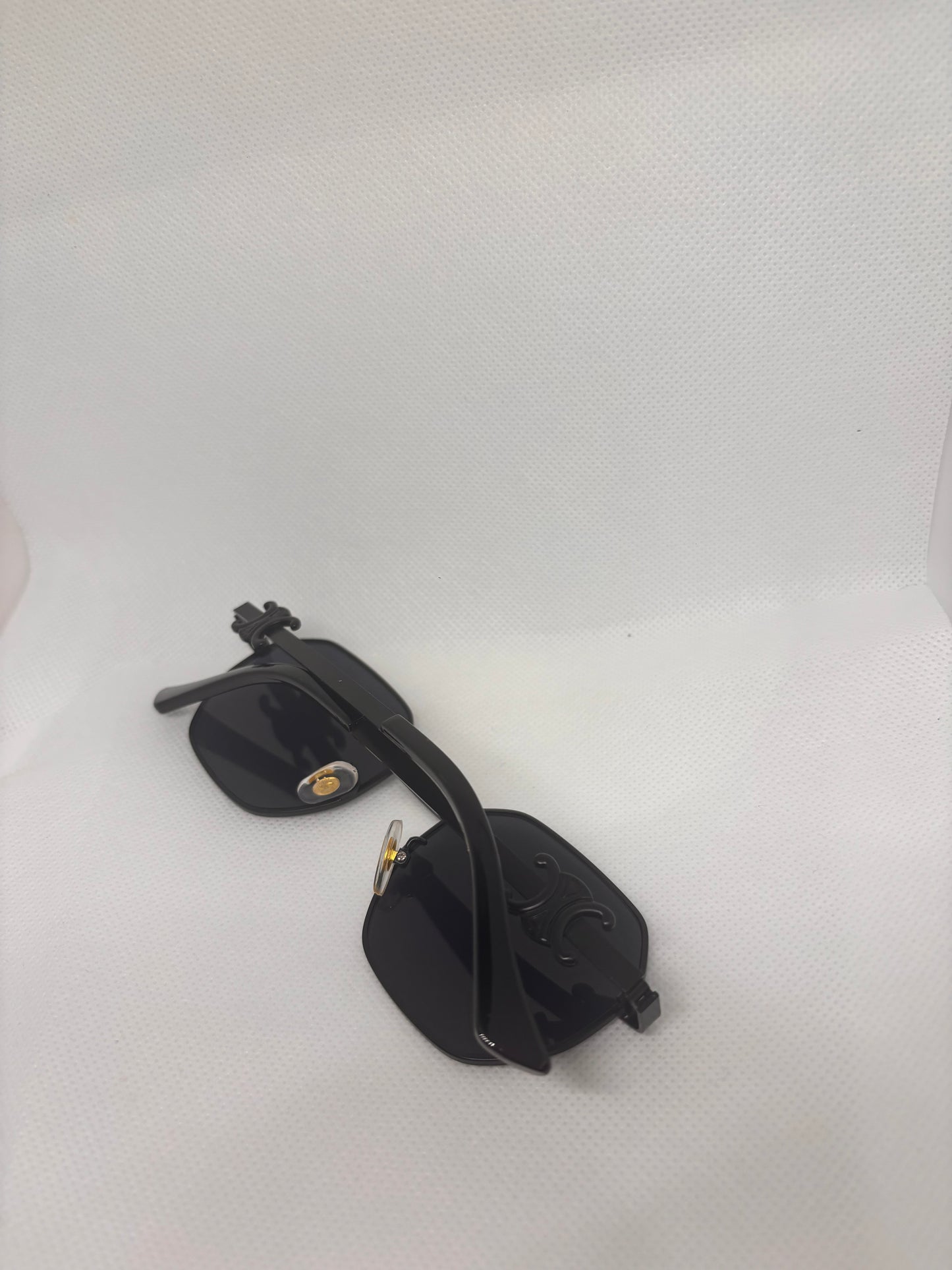 BLACK CC SUNGLASSES
