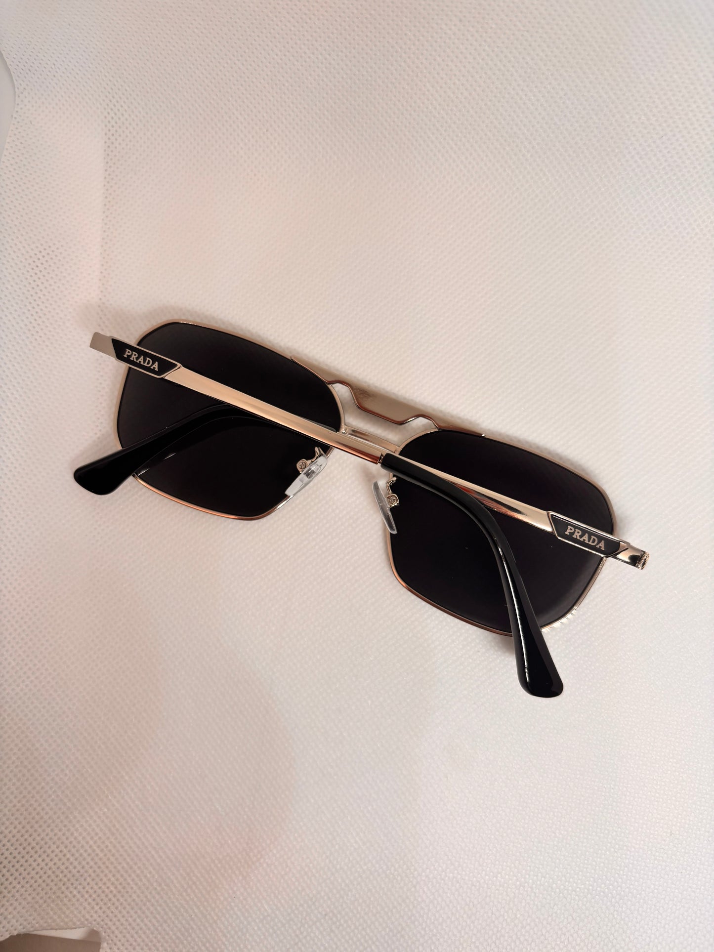 MENS SILVER P SUNGLASSES