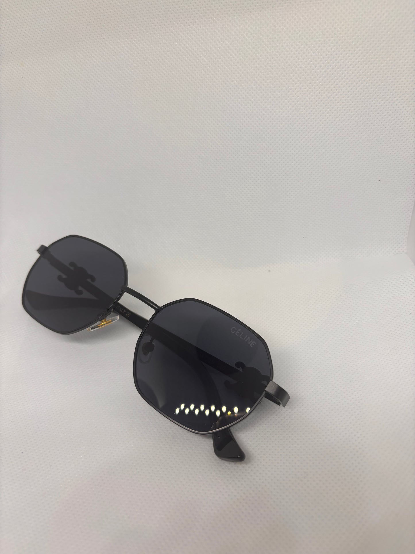 BLACK CC SUNGLASSES