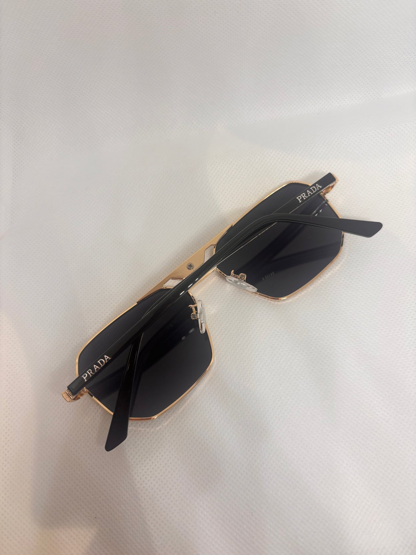 MENS GOLD SUNGLASSES