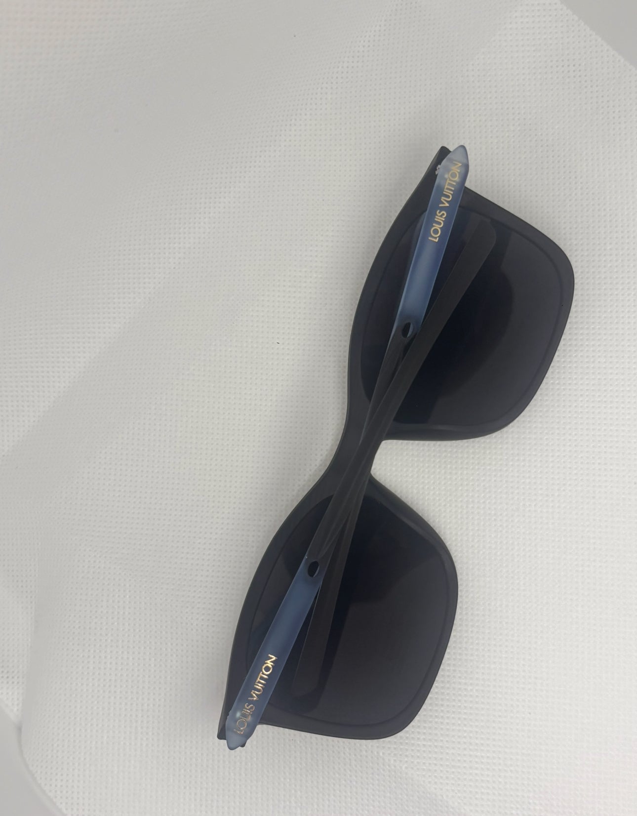 MENS L SUNGLASSES