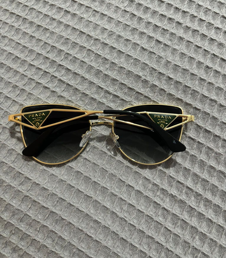 GREEN & GOLD P SUNGLASSES