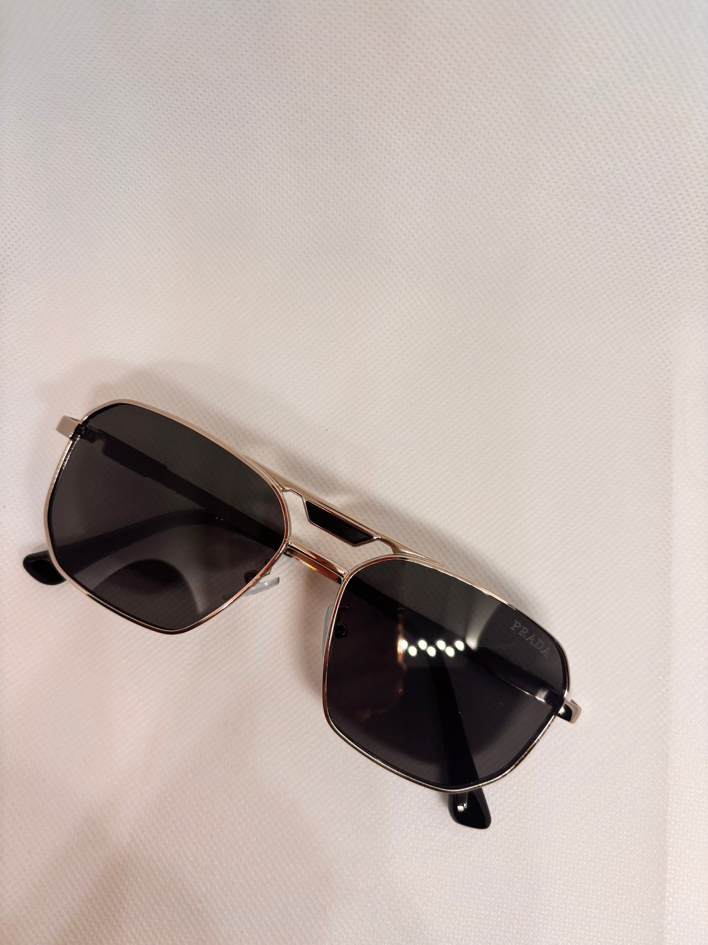 MENS SILVER P SUNGLASSES