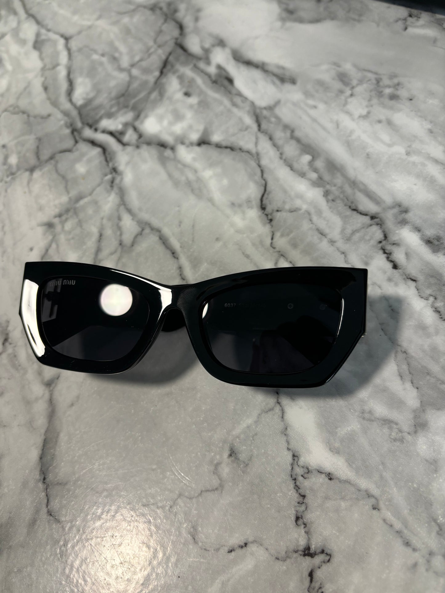 MIU SUNGLASSES