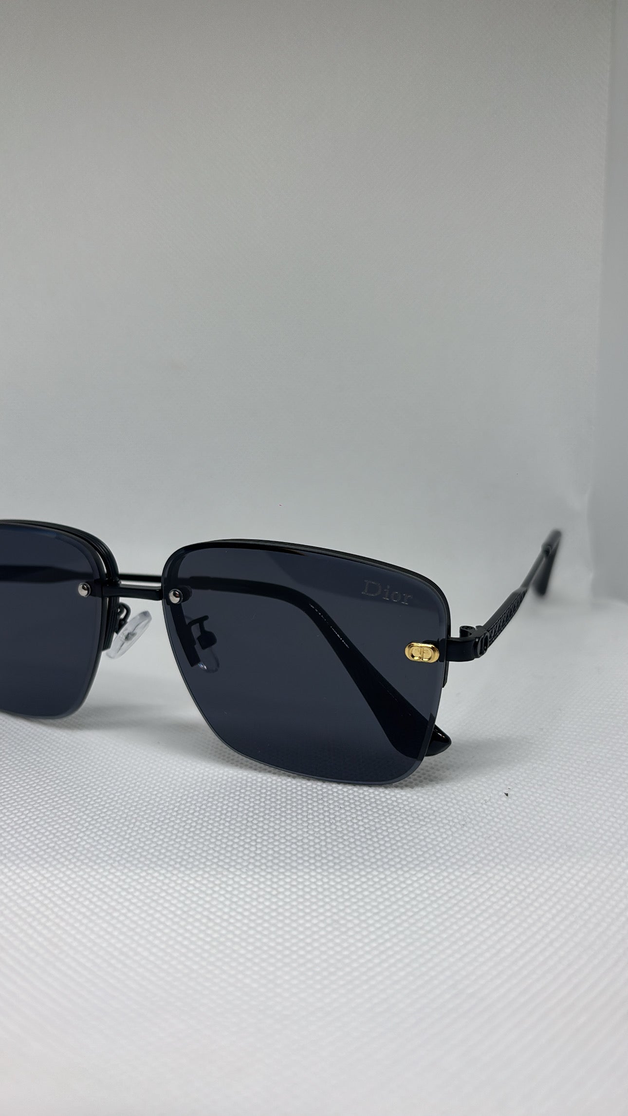 BLACK WOMENS SUNGLASSES