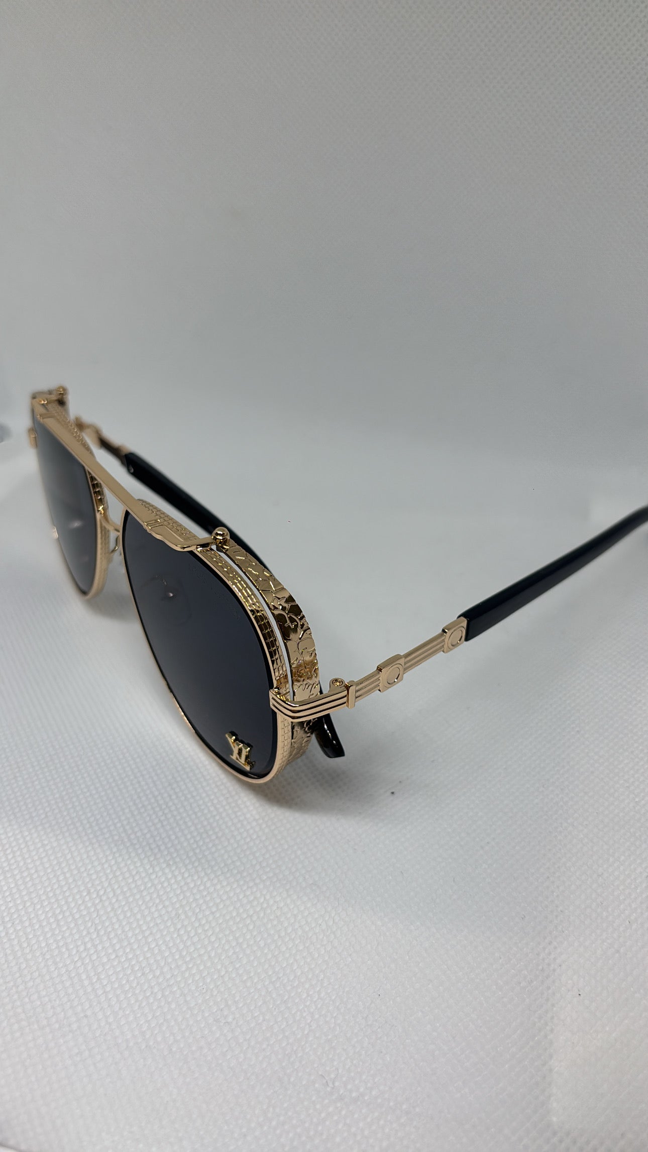 LV SUNGLASSES