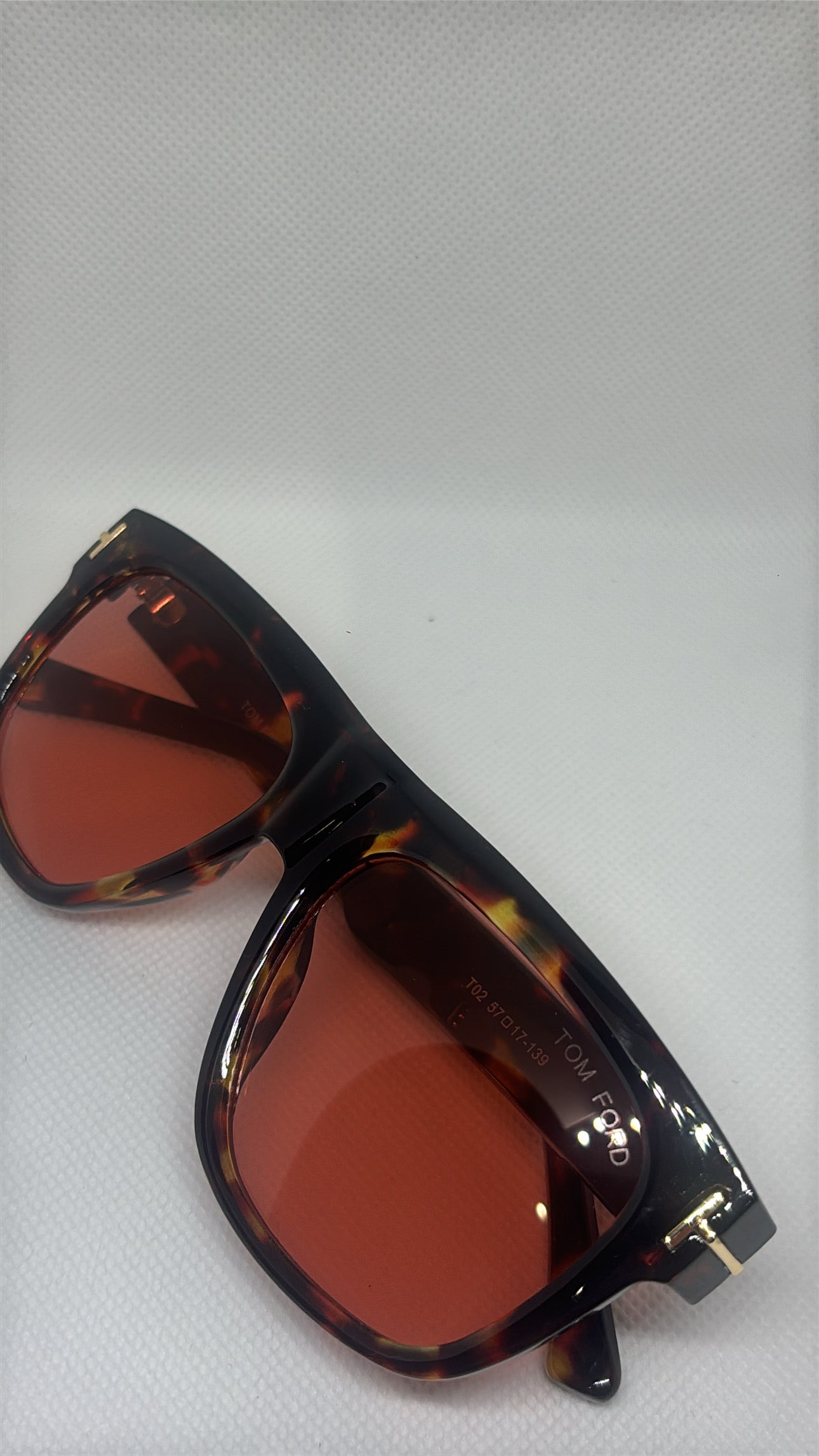 TF SUNGLASSES