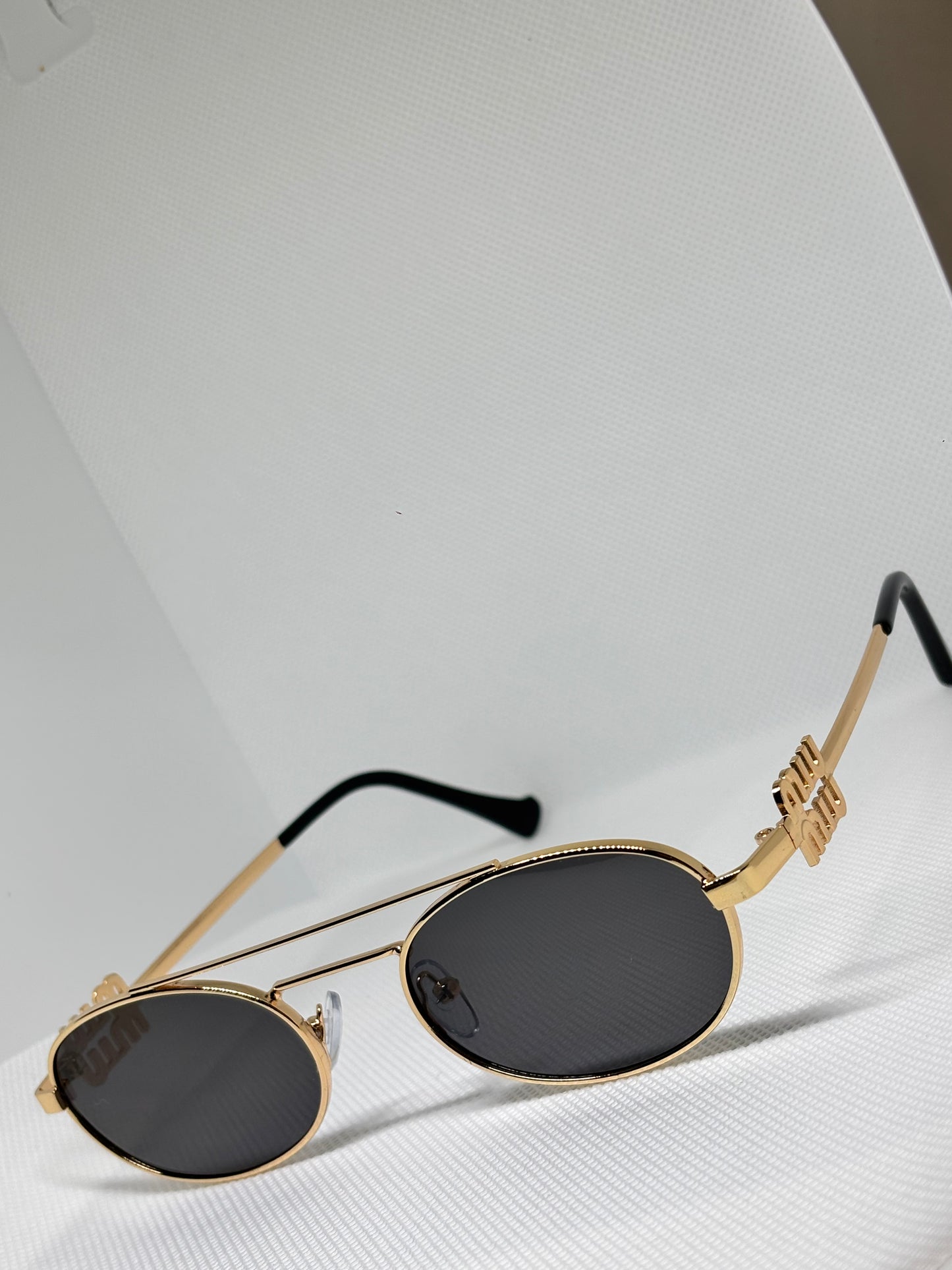 MIU GOLD SUNGLASSES