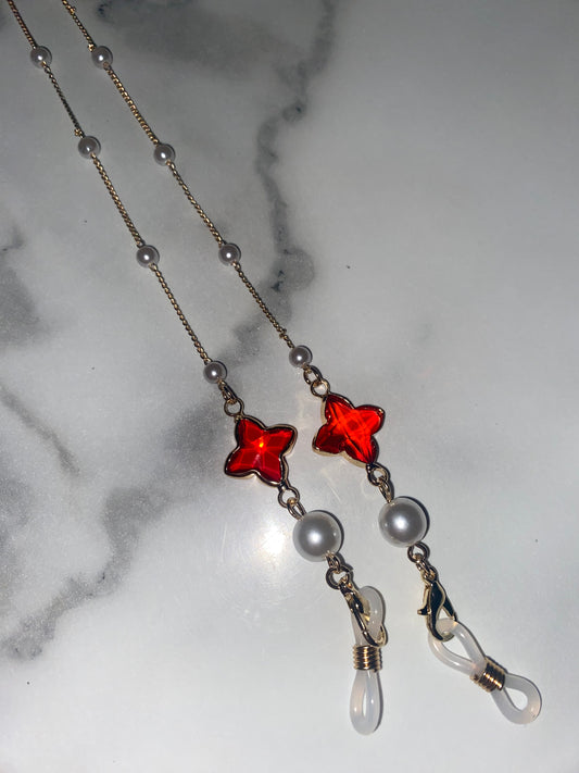 RED & GOLD PEARL CLOVER STRING