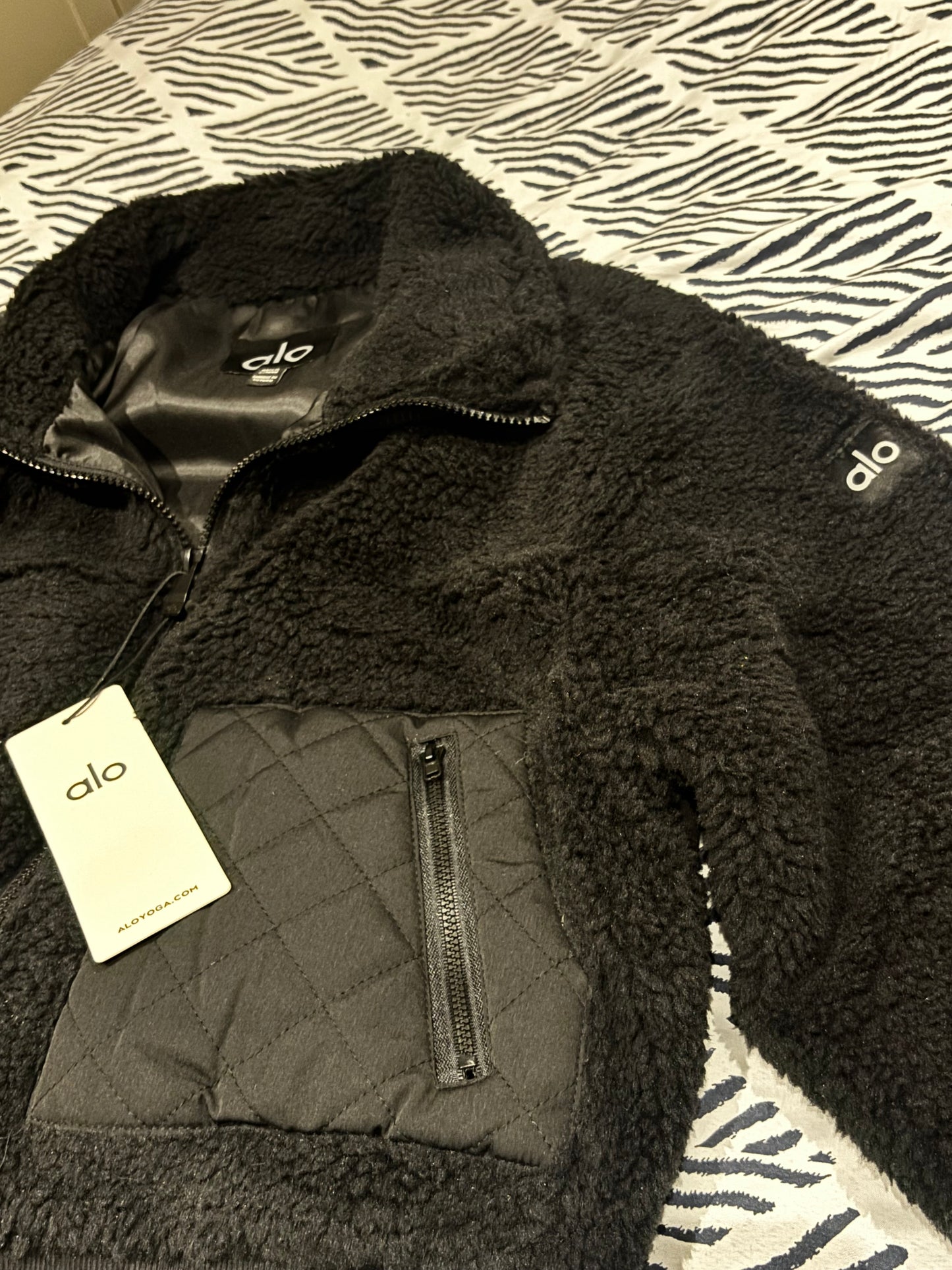 BLACK  A L O JACKET