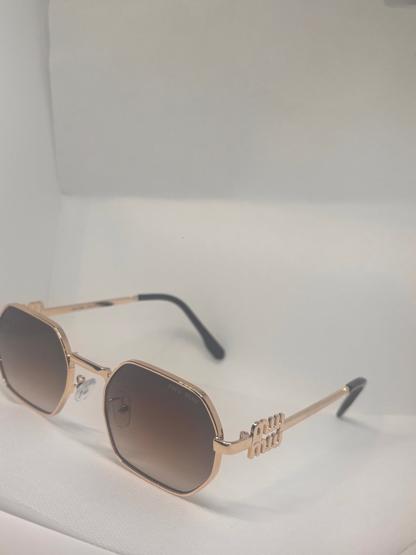 MIU GOLD SUNGLASSES
