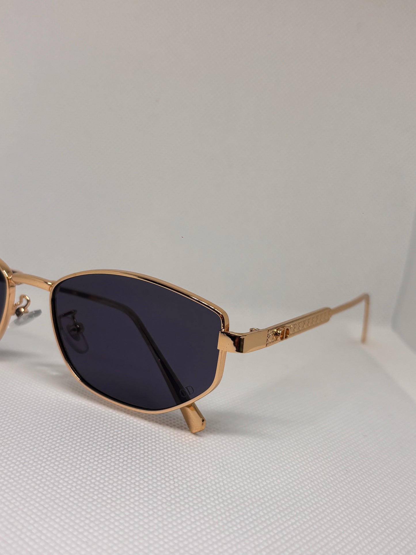 CD SUNGLASSES