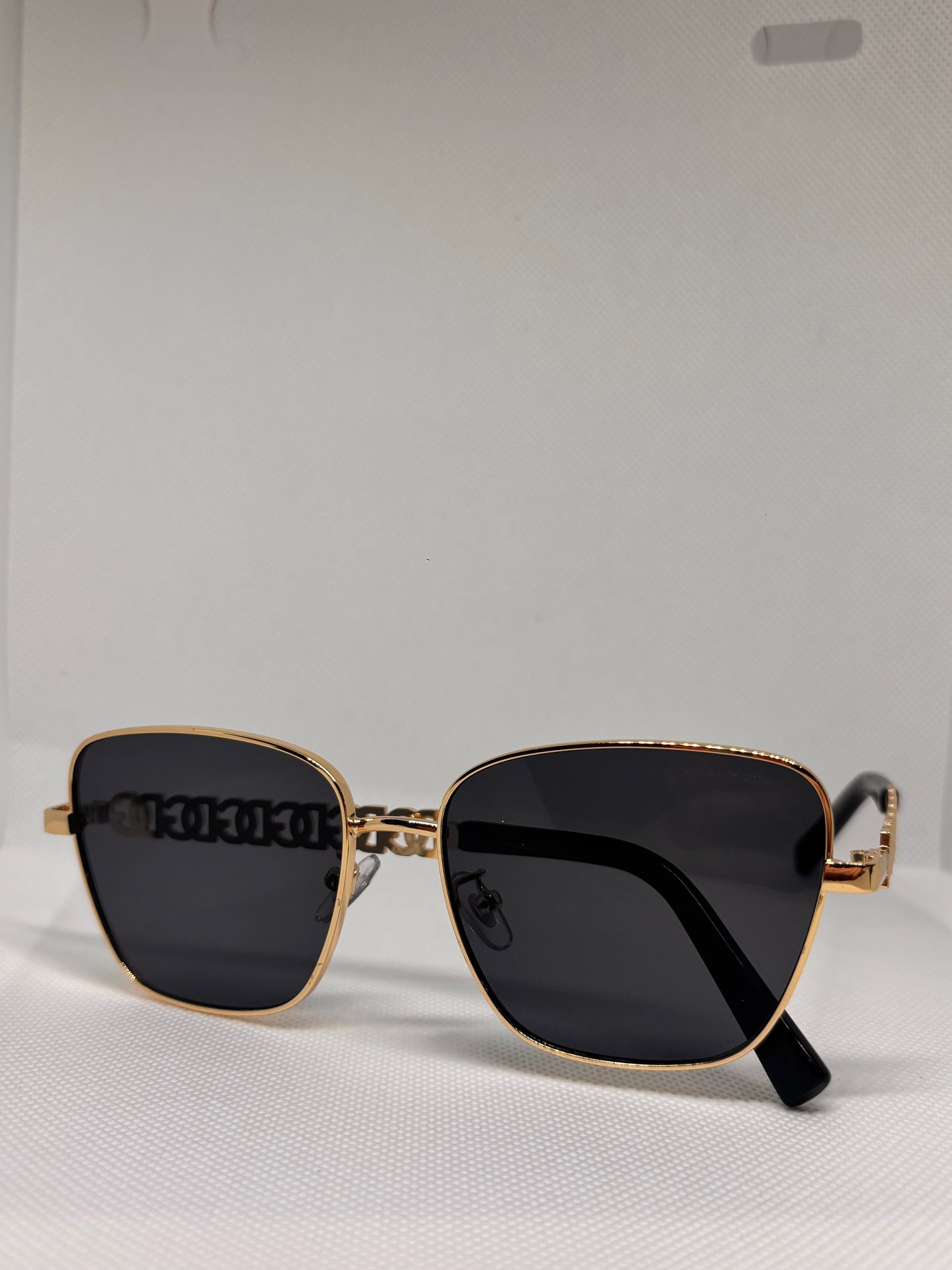 DG SUNGLASSES