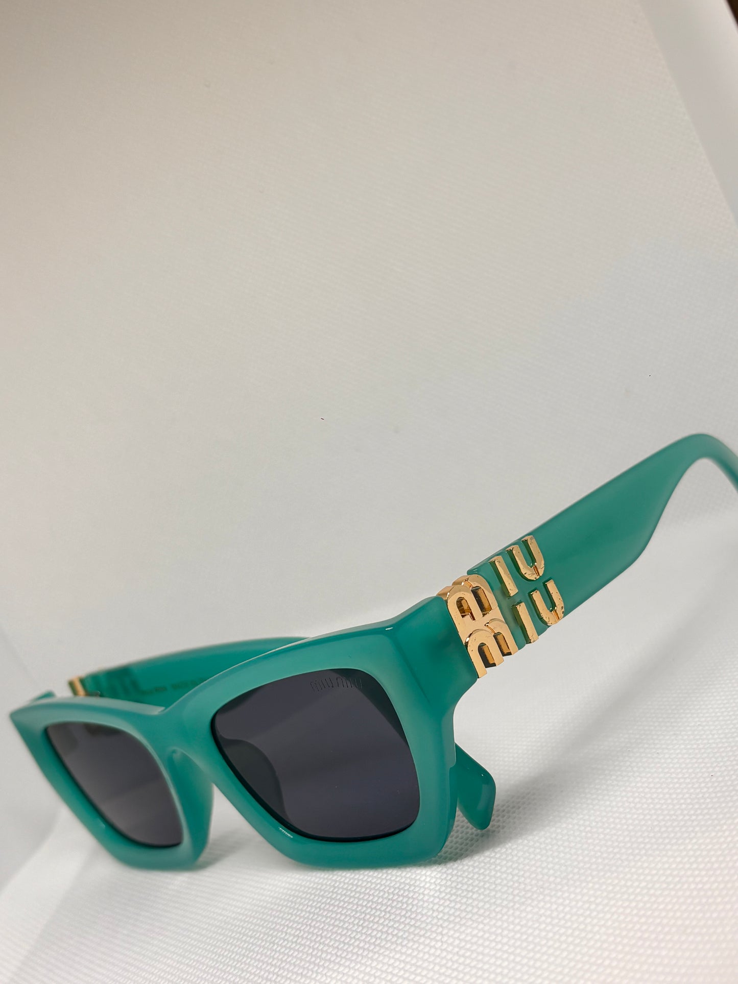 BLUE MIU SUNGLASSES