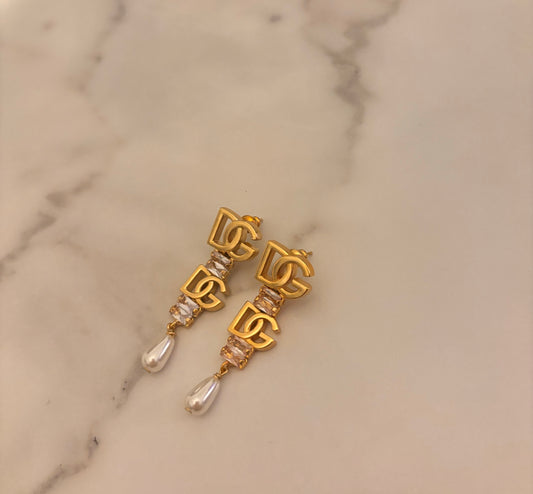 DG PEARL EARRINGS