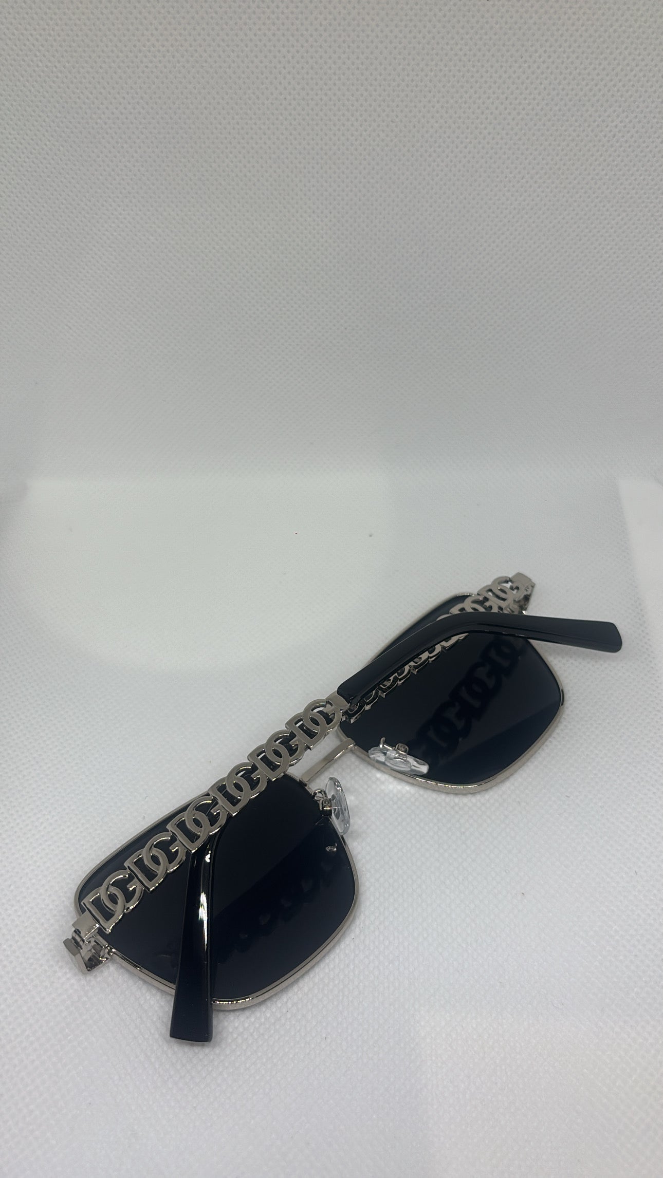 DG SILVER SUNGLASSES