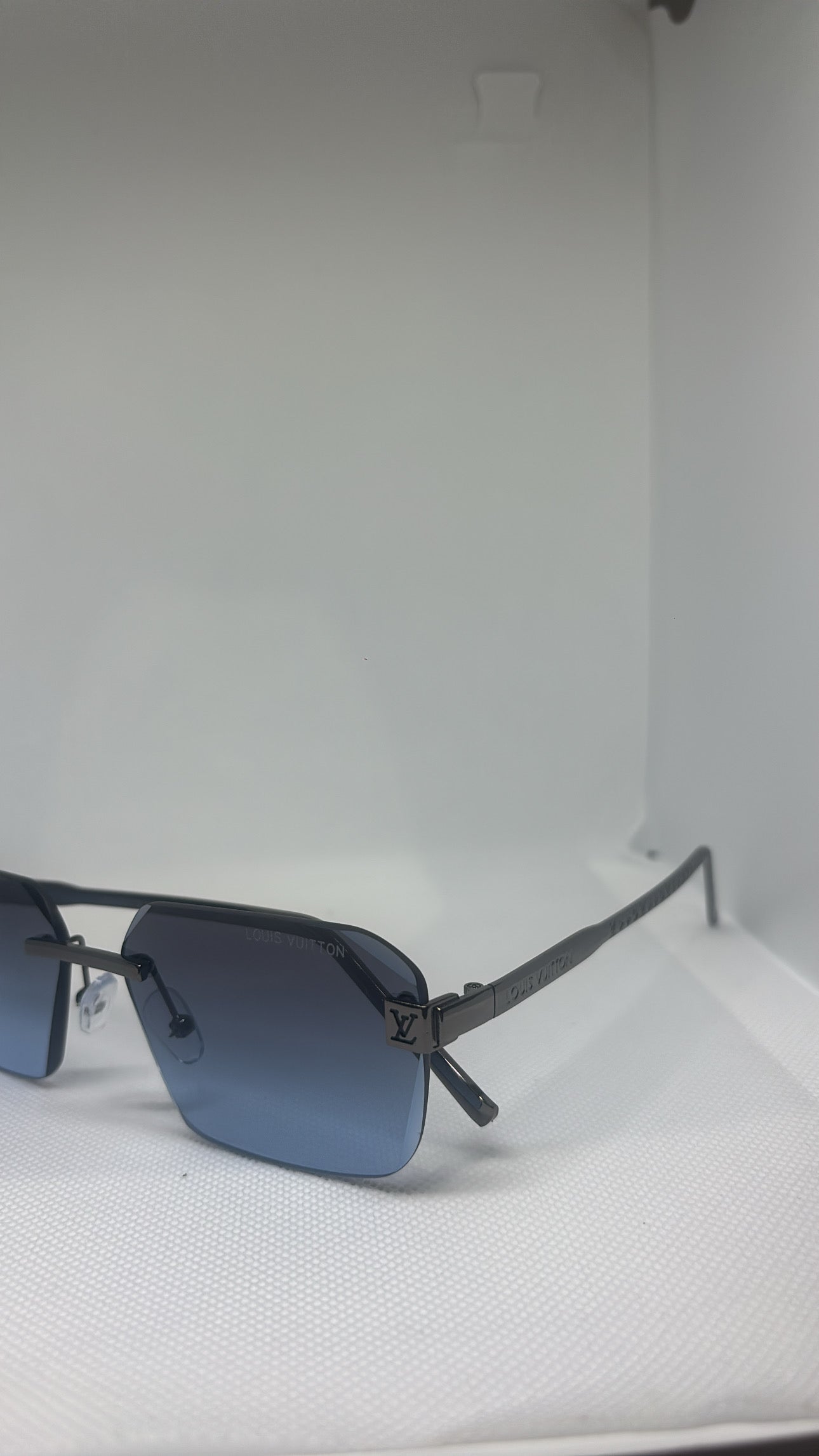 MENS SUNGLASSES