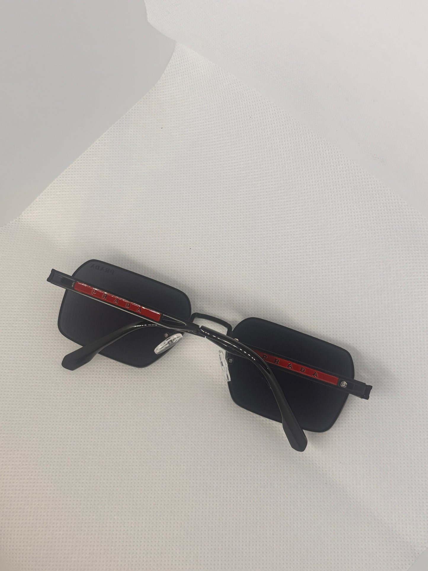 MENS GREY SUNGLASSES
