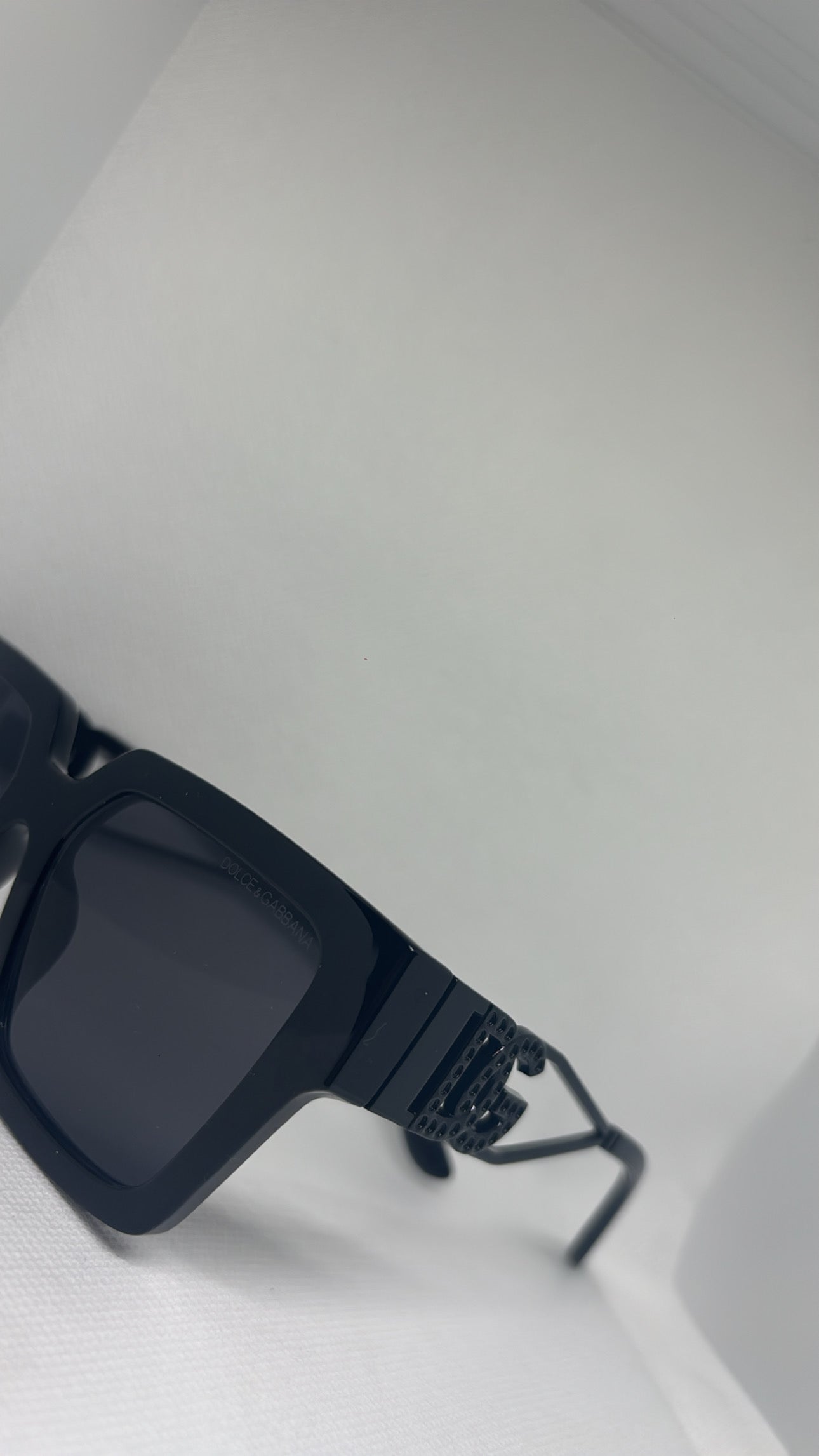 DG SUNGLASSES