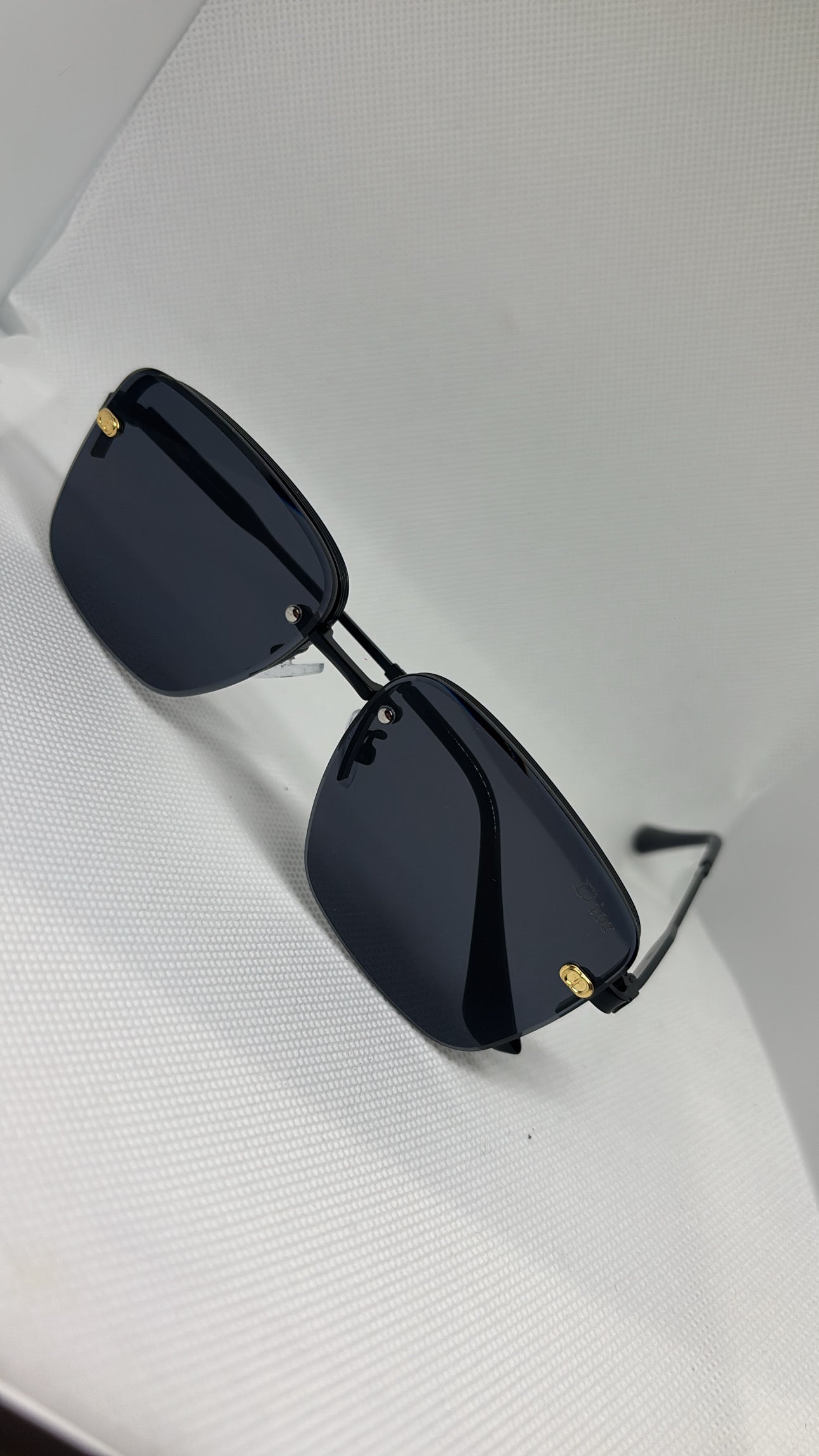 BLACK WOMENS SUNGLASSES