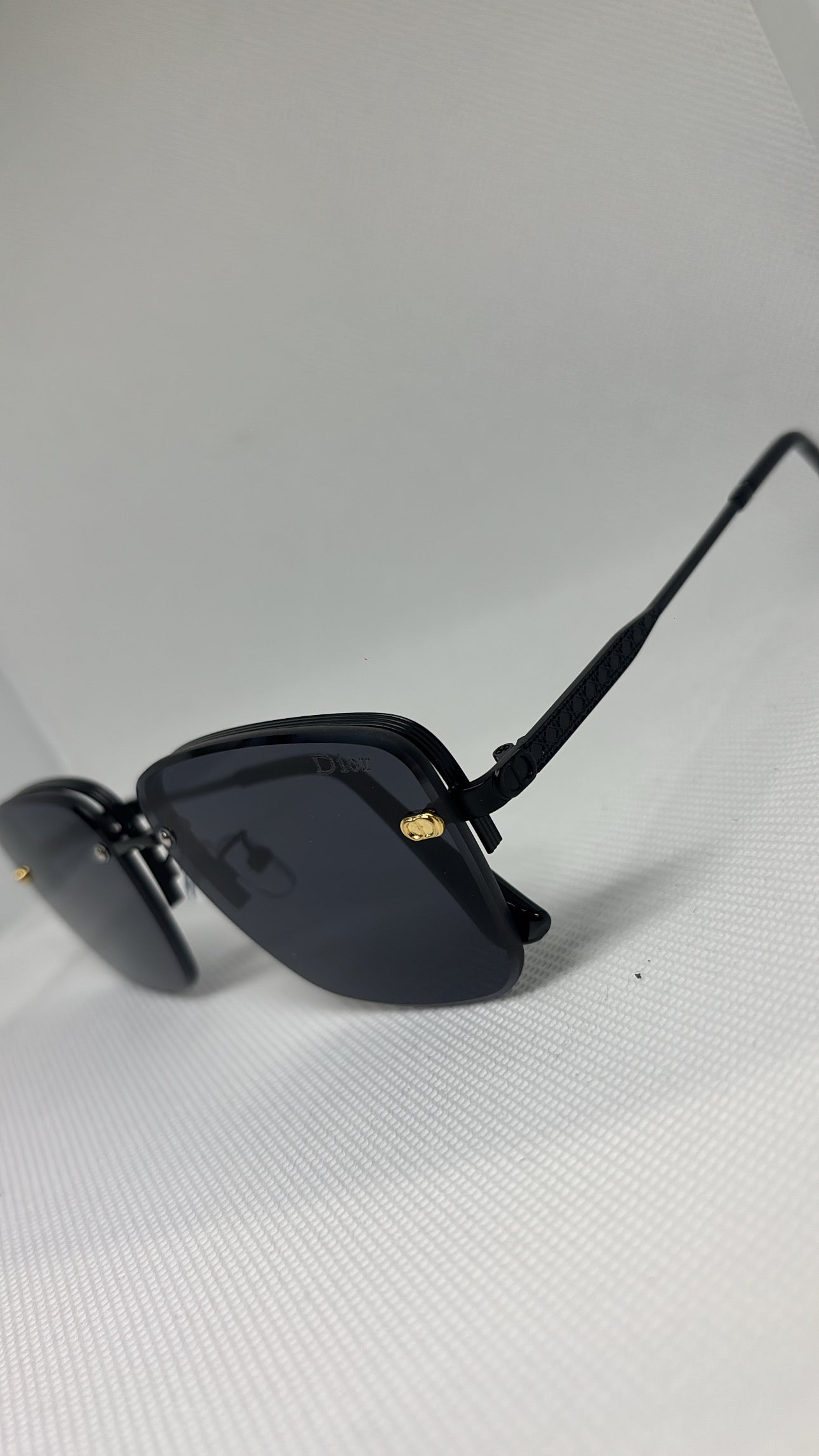 BLACK WOMENS SUNGLASSES