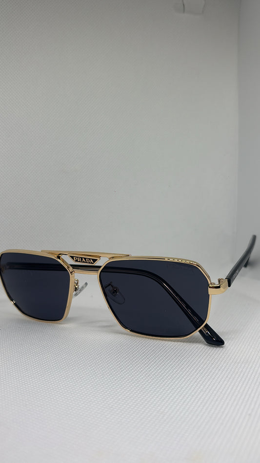 GOLD SUNGLASSES